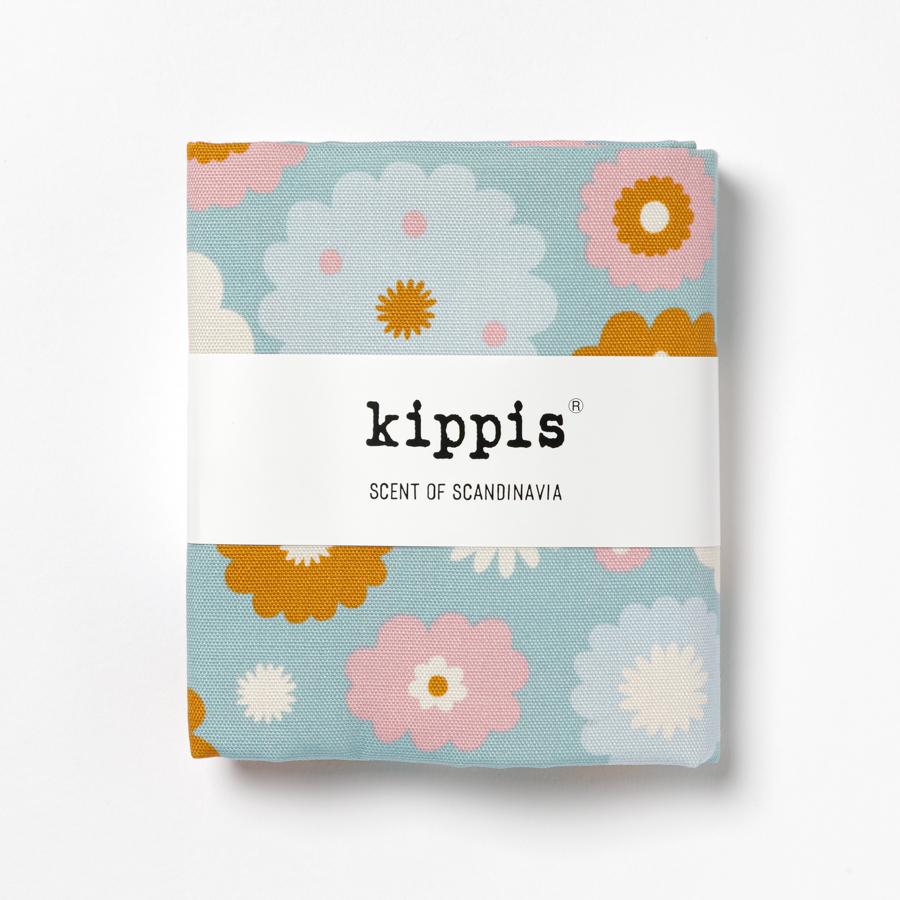 生地　キッピス　Kukkakimara / 多様な花　スカイブルー　カットクロス　オックス生地　kippis　北欧テキスタイル　商用利用可能　おしゃれな生地