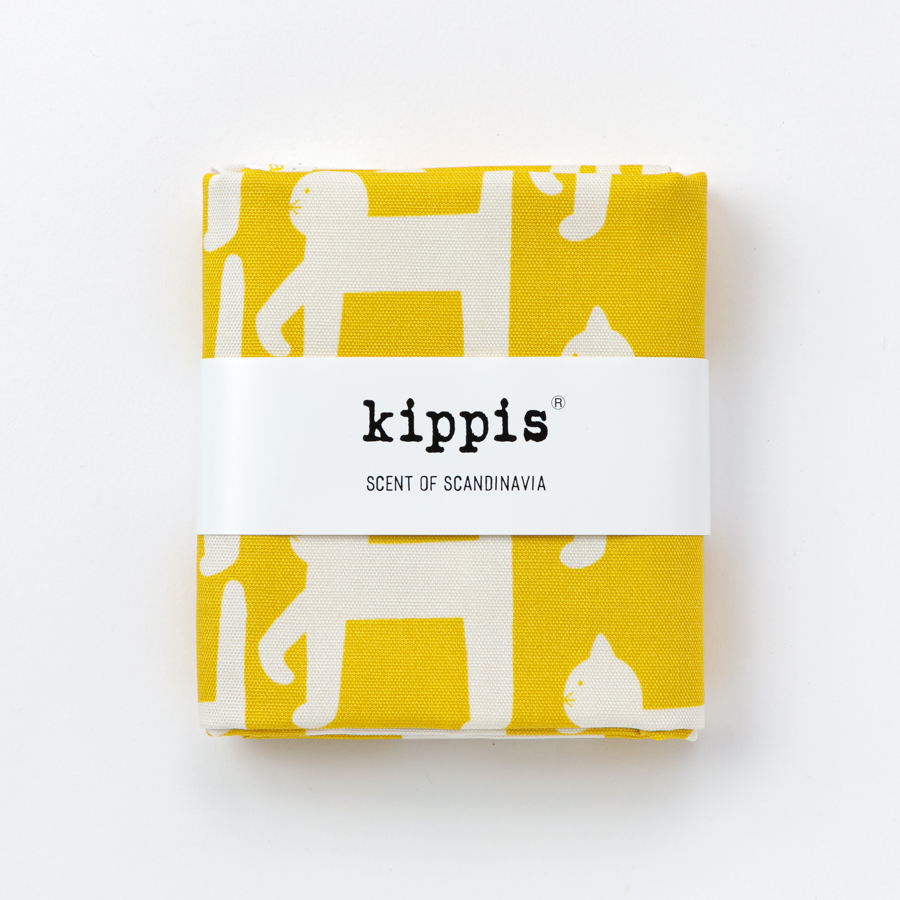 生地　キッピス　Kävelevä kissa/カヴェレバ・キッサ/歩く猫　イエロー　カットクロス　オックス生地　kippis　北欧テキスタイル　商用利用可能　おしゃれな生地