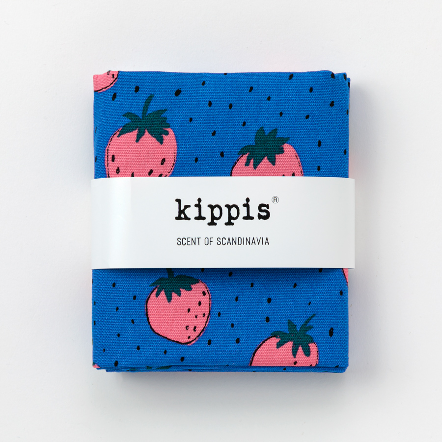 生地　キッピス　Metsämansikka/メッツァマンシッカ/森いちご　ブルー　カットクロス　オックス生地　kippis　北欧テキスタイル　商用利用可能　おしゃれな生地