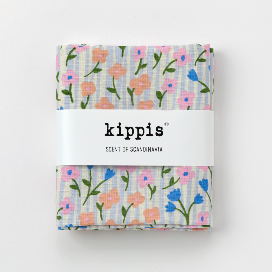 生地　キッピス　Kukamaa/クッカマー/花園　マルチ　カットクロス　シーチング生地　kippis　北欧テキスタイル　商用利用可能　おしゃれな生地